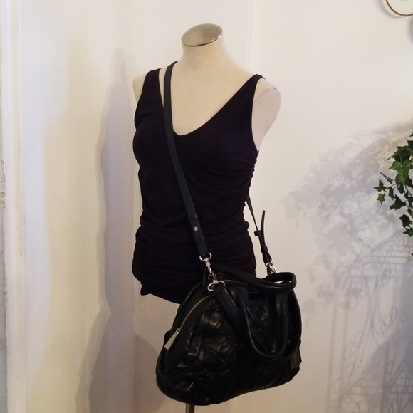 🌼COCCINELLE RARE HOBO🌼 - Picture 5 of 8